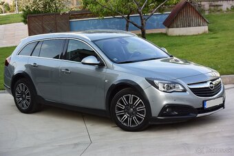 Opel Insignia ST 2.0 CDTI 163hp Country Tourer 4x4 AT6 2015 - 2