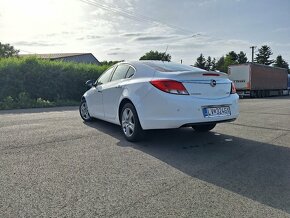 Opel Insignia 2.0 tdci - 2