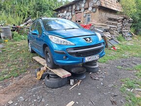 Predám vymením  peugeot 207 1.4 54kw nepoajzdne - 2