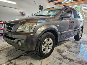 KIA SORENTO 2.5 CRDI - 2