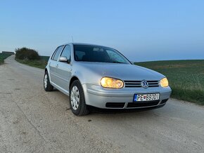 VW Golf 4 - 2