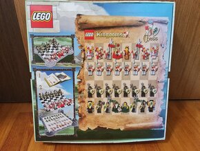 LEGO Castle (853373) Kingdom Chess - 2