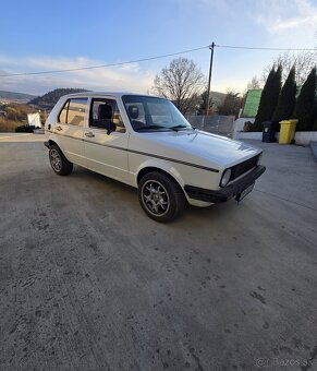 Volkswagen Golf mk1 - 2