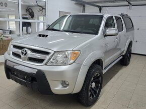 TOYOTA HILUX 3.0 - 2