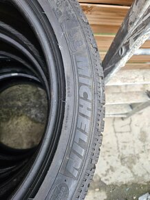 Zimne pneumatiky 225/45r18 - 2