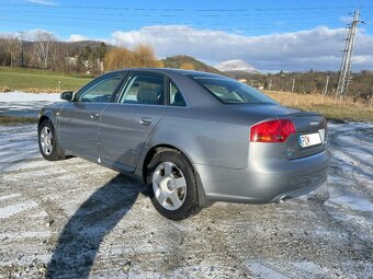 Audi A4 S-line 2.0 TDI, nová STK, Kúpené SK full servis Audi - 2