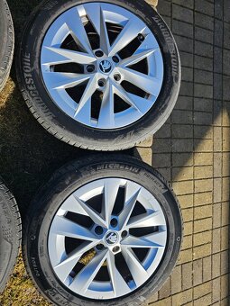 R17, 5x112 OCTAVIA + letné gumy Michelin/Bridgestone - 2