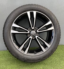 Zimní sada Volvo XC40 / V90CC 235/50R19 - 2