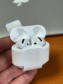 Apple AirPods 4 USB C nové, rok záruka - 2