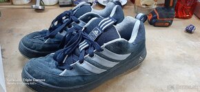 Tenisky ADIDAS č45-46 - 2