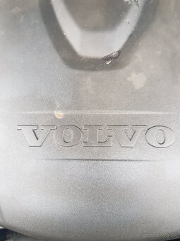 Volvo - 2