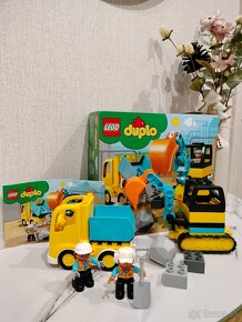 PREDANÉ - Lego Duplo 10931 – Nákladiak a pásový bager - 2