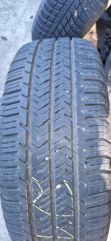 215/60 R16 C Michelin Agilis 51 - 2