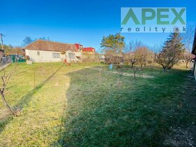 Exkluzívne APEX reality rodinný dom v Orešanoch, 1290 m2 - 2