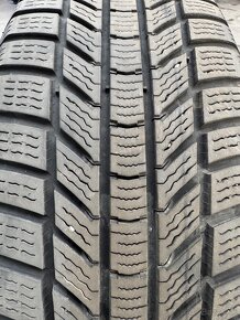 Continental 205/60R16 - 2