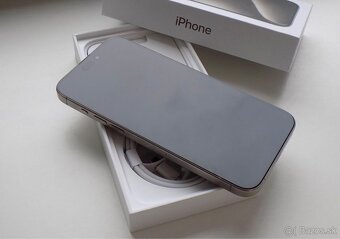 IPhone 15 Pro 256GB Přírodní Titan - 2