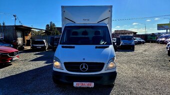 Mercedes-Benz Sprinter - 2