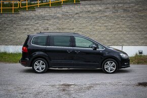 VW Sharan 2.0 TDI CR DSG, Bixenón, Navi, Ťažné, nelakované - 2