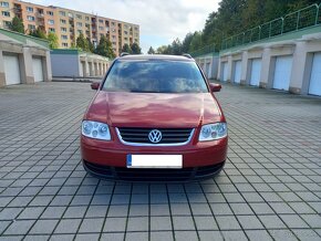 Volkswagen Touran 1.6 i  Limited Edition - 2