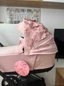 Vanička Cybex priam 4.0 simply flowers pink - 2