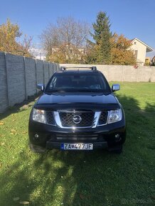 NISSAN NAVARA - 2