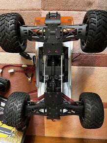 HPI E-savage - 2