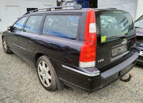 Volvo V70II facelift, D5 2,4 120kw - Náhradní díly - 2