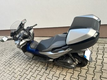 Honda Forza 125, Malacky 3890 EUR, 13.000km - 2