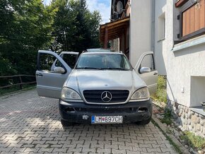 Mercedes Benz ML 270 - 2