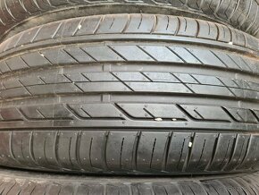 205/65r16 letné 4 ks BRIDGESTONE - z nového auta - 2