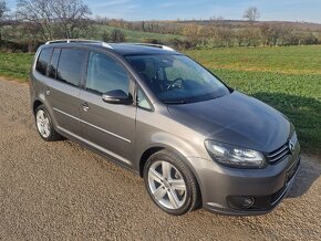 Volkswagen Touran 7 miestny 2.0 TDI DSG Highline 2013 - 2