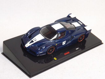 Ferrari FXX 1:43 Hot Wheels Elite - 2