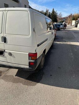 Volkswagen T4 Transportér 2.4 Diesel - 2