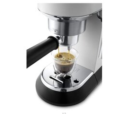 De'Longhi Dedica EC 685 - 2