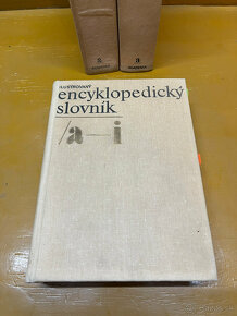 Ilustrovaný encyklopedický slovník 1-3 - 2