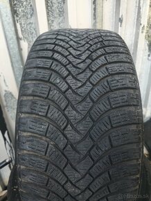 Zimne Pneumatiky 255/40 R20 - 2