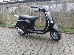 Piaggio Vespa ET4 125 - 2