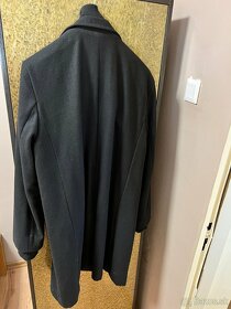 Predám dlhý čierny bavlnený kabát, XL - 2
