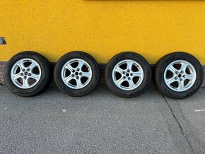 215/65 R16 zimné gumy s diskami - 2