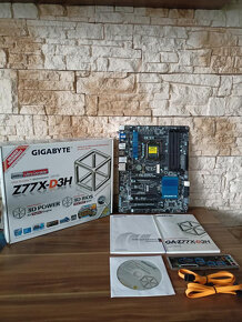 Herná doska GIGABYTE GA-Z77X-D3H - Intel Z77, socket 1155 - 2