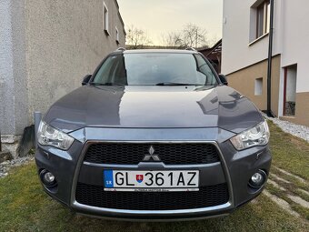 Mitsubishi Outlander benzín Automat 4x4 - 2