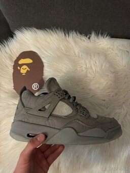 Jordan 4 kaws - 2