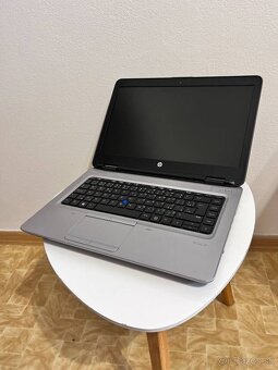 Notebook 14" HP.AMD PRO A10-8730B 4x2,40GHz.4gb ram.500gHD - 2