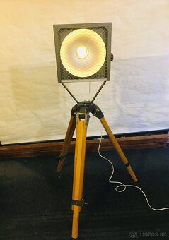 stara lampa reflektor + stativ - 2