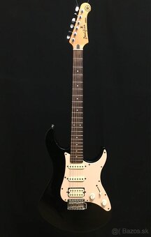 Yamaha Pacifica - 2