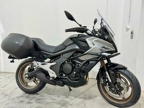 CFMOTO 700MT Premium 2024 - 2