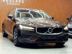 Volvo V60 T4 Momentum A/T,2020 - 2