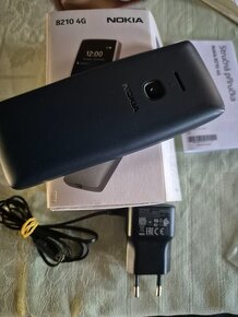 Nokia 8210 4g dual sim modrý top stav komplet návod nabíjačk - 2