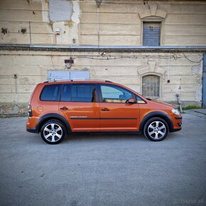 Vw Touran 2.0TDI Cross Facelift - 2