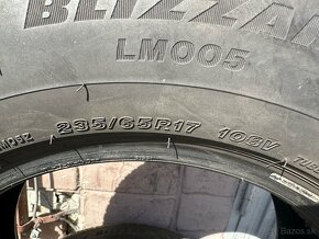 2ks Zimne pneumatiky BRIDGESTONE 235/65 R17 - 2